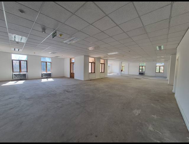 3,730M² OFFICE TO LET IN SANDTON CENTRAL